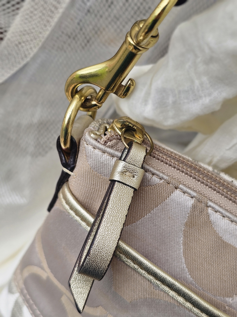 Coach Patch Patchwork Signature Crossbody Bag in Neutral Beige - Picture 5 of 16